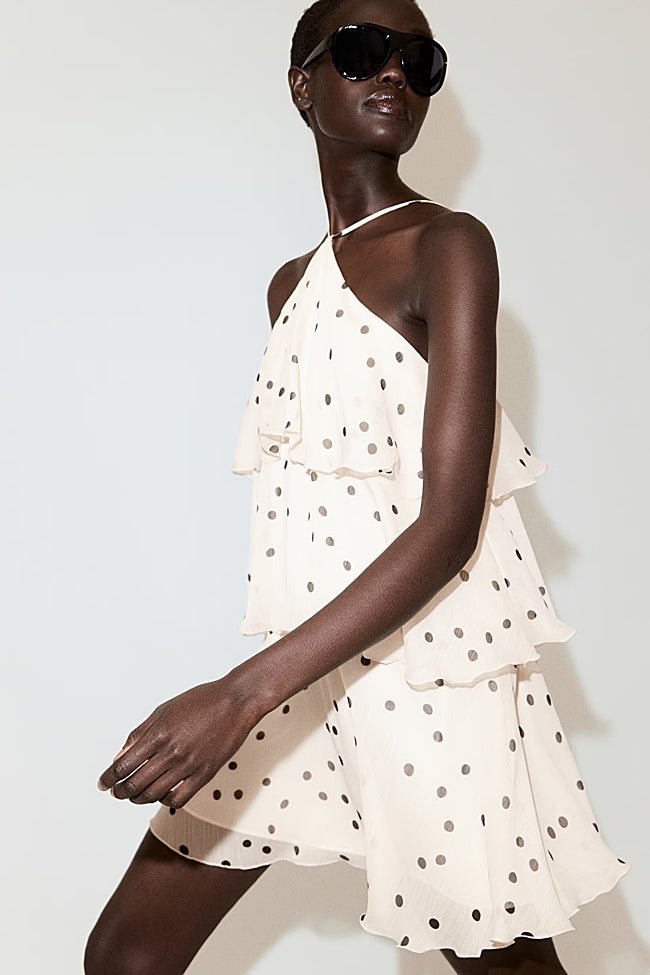 Vestido estampado con lunares de Mango (39,95 euros)