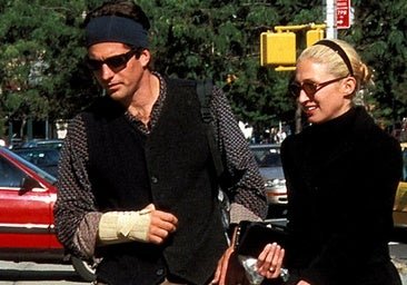 Massimo Dutti hace un homenaje a Carolyn Bessette con esta colección inspirada en el icono estadounidense