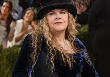 El primer diseño de Zara by Galliano se cuela en la Gala Met 2026: Marta Ortega viste a la leyenda del rock Stevie Nicks