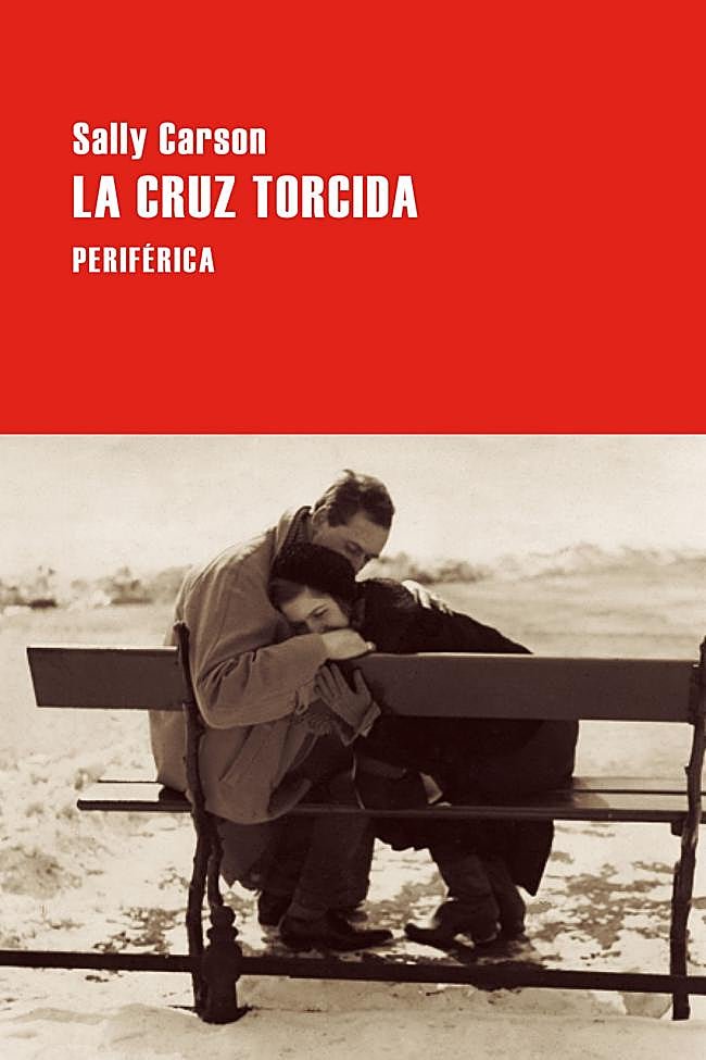 Portada de la novela de Sally Carson, La cruz torcida.