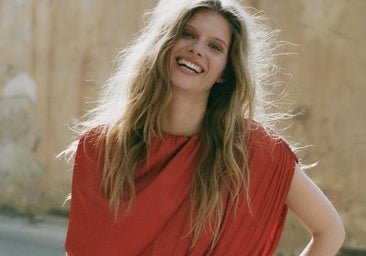 Las novedades de Zara de la semana: vestidos rojos, camisas con bordados y los bolsos más bonitos