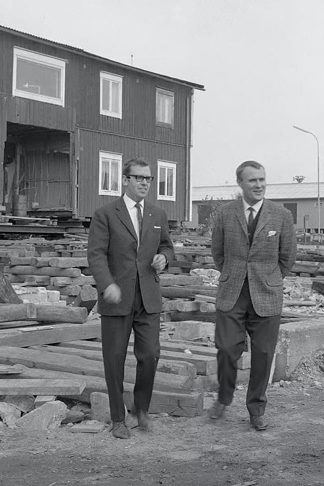Gillis Lundgren junto a Ingvar Kamprad, fundador de IKEA.