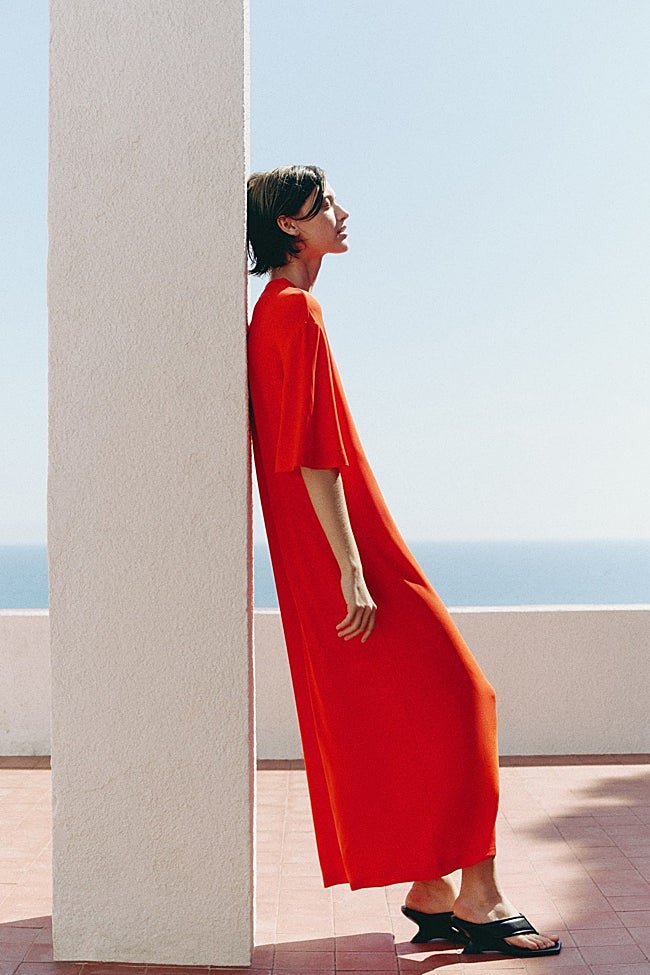 Vestido rojo de H&M (69,99 euros)
