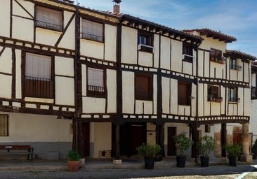 Por qué tienes que ir a este bello pueblo de Burgos esta primavera: casas de cuento, el torreón de doña Urraca y una princesa noruega
