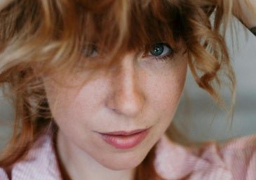 Los dos ingredientes clave para quererte a ti misma, según la psicóloga Silvia Congost