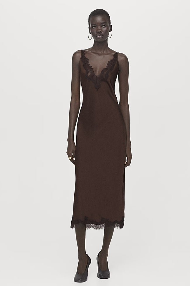 Vestido lencero de Mango (49,99 euros)