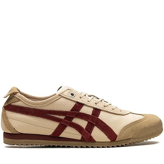 Zapatillas de Onitsuka Tiger, 210 euros.