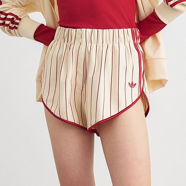 Shorts de rayas de adidas, 49,95 euros.