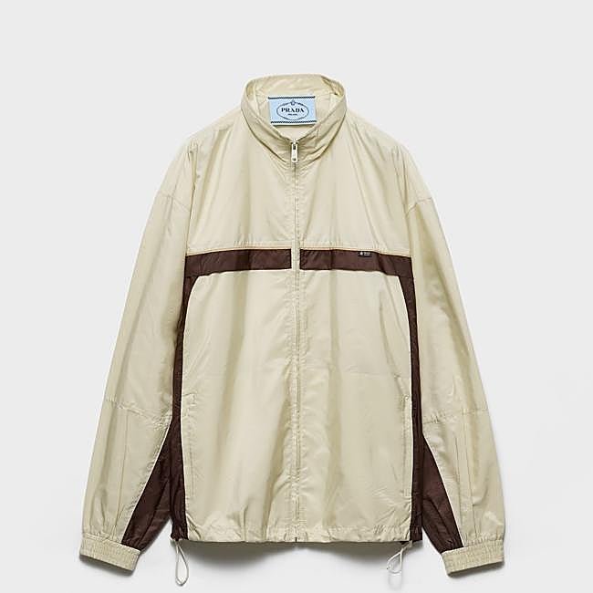 Chaqueta técnica de Prada, 1.800 euros.