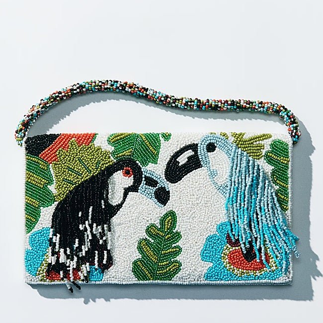 Bolso con abalorios de H&M (59,99 euros)