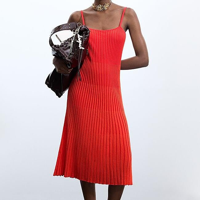 Vestido de punto de Desigual, 89,95 euros.