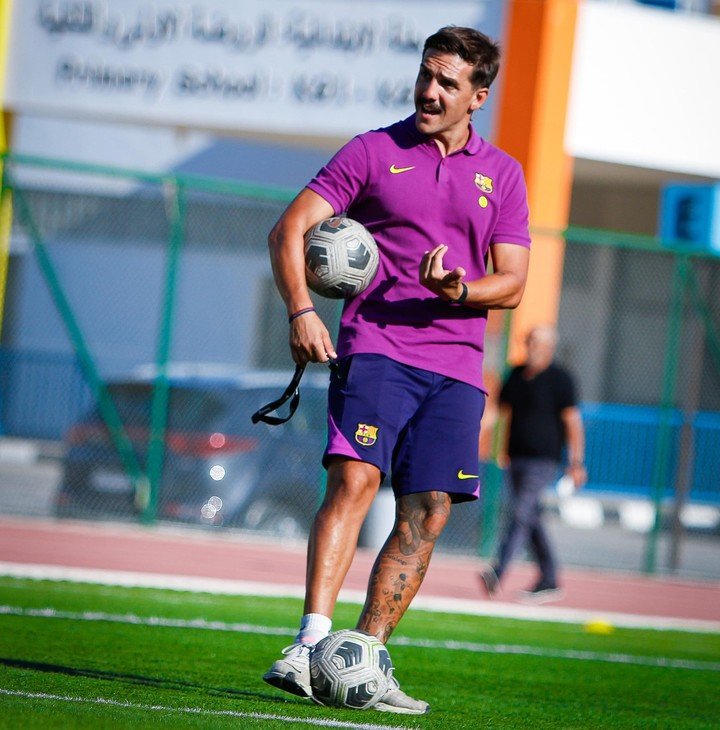 Comalini trabaja para la Barça Academy de Jordania, una semillero futbolero que está creciendo en Amán.