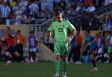 Dibu Martínez rompió el silencio y sembró dudas sobre su continuidad en la Selección: «Dar un paso al costado»