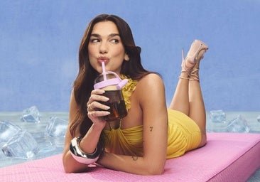 Dua Lipa le roba a George Clooney su famoso «What else?»: la intrahistoria de una campaña de publicidad icónica