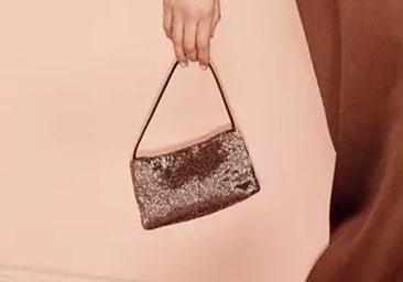 Los bolsos con abalorios son tendencia: los más bonitos del verano