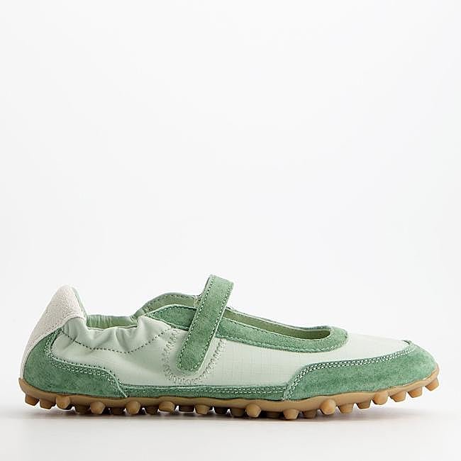 Sneakerinas verdes de Ulanka, 29,95 euros.