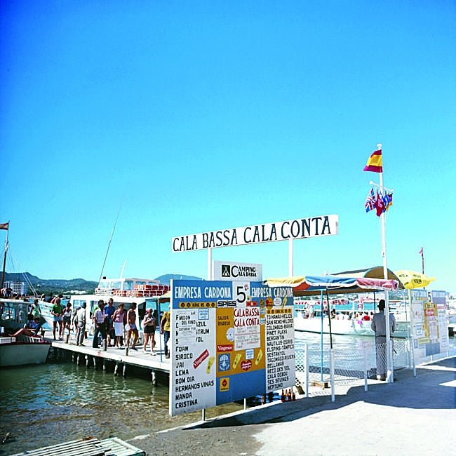 El embarcadero del puerto de Sant Antoni de Portmany.