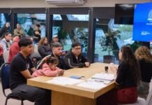 25 familias de la ciudad de Córdoba firmaron las escrituras de sus viviendas