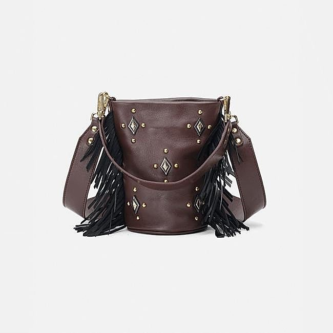 Bolso con flecos de Mércules, 245 euros.
