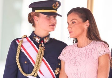 La psicóloga Marta Freire analiza la imagen pública de las royals: «Letizia transmite una presencia activa, resolutiva y con iniciativa. Leonor, serena y prudente»