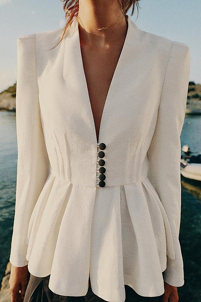 Chaqueta con botones de Zara (39,99 euros)