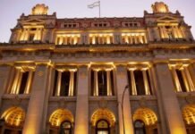 La Corte Suprema dejó firme la condena a policías que golpearon y detuvieron a un hombre durante la pandemia