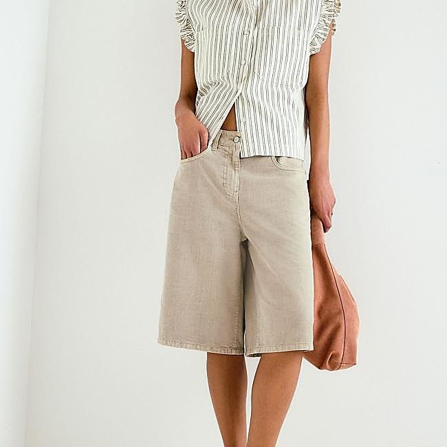 Jorts beige de Next, 23 euros.
