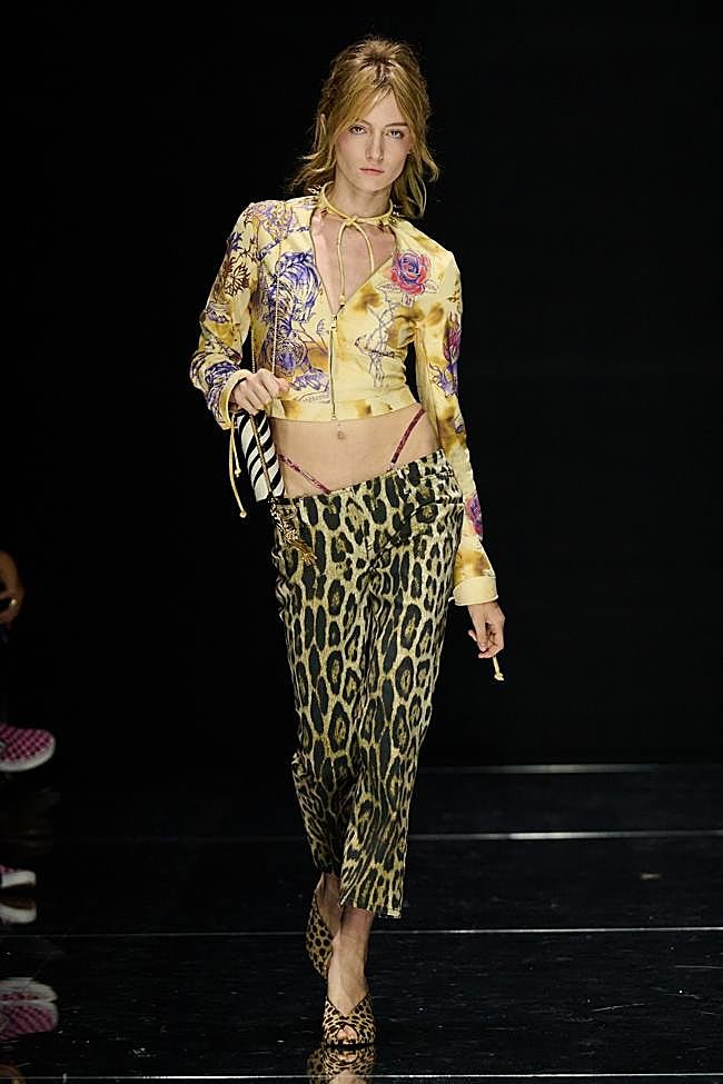 Look de Roberto Cavalli durante la Semana de la Moda de Milán.