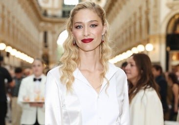 Beatrice Borromeo brilla en la Milan Fashion Week como la musa indiscutible de Dior: así fue su look creado por Jonathan Anderson