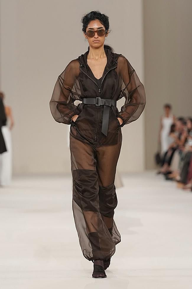 Look del desfile de Max Mara durante la Semana de la Moda de Milán.