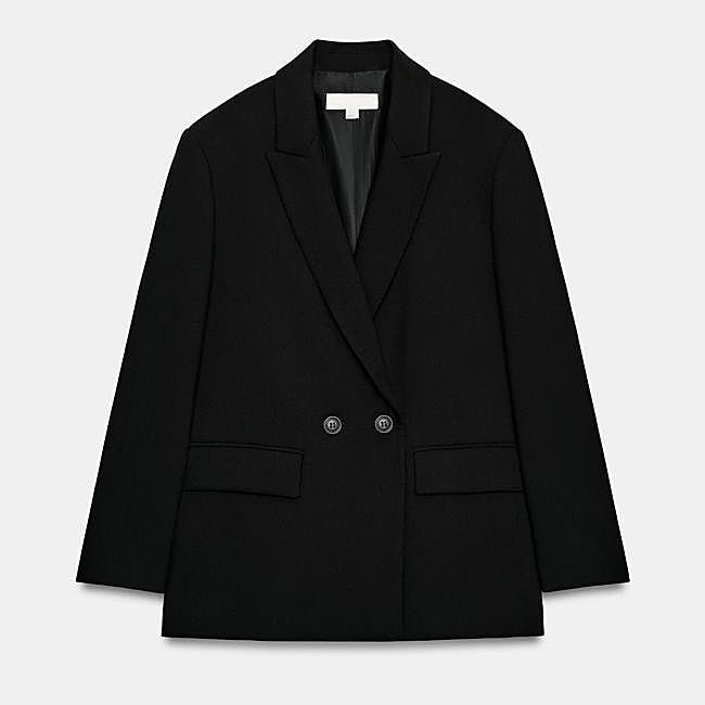 Blazer negro de Zara, 39,95 euros.