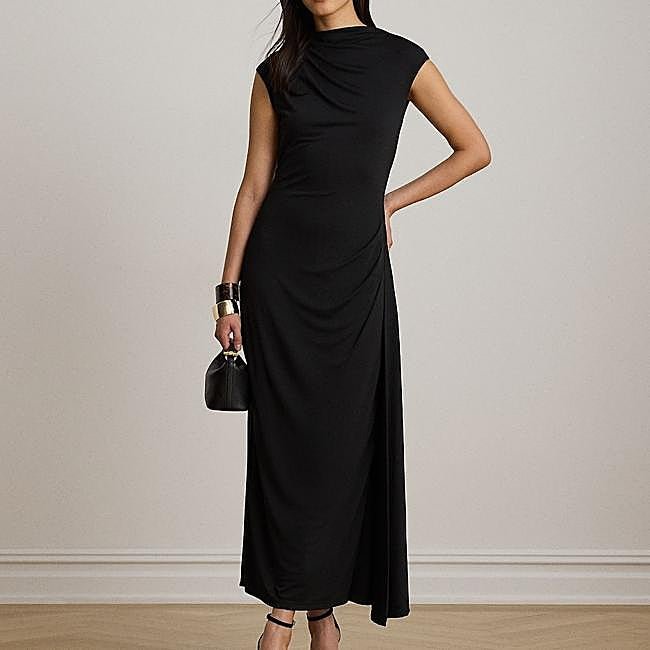 Vestido negro de Ralph Lauren, 245 euros.