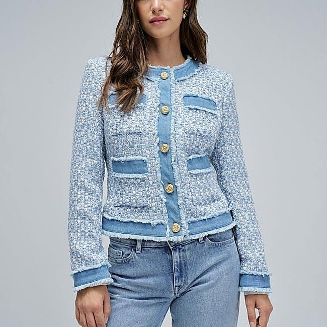 De color azul bebé de Salsa Jeans, 130 euros.