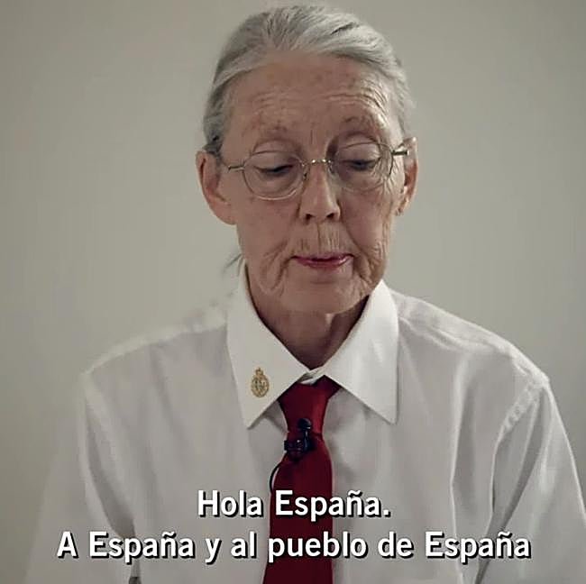 Anne Carson en el vídeo de su discurso de agradecimiento del Premio Princesa de Asturias de las Letras.