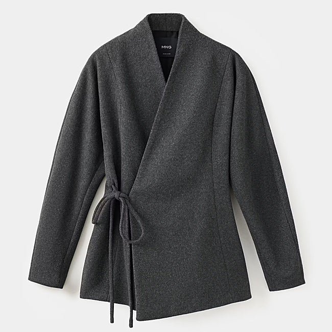 Chaqueta gris de Mango (69,99 euros)