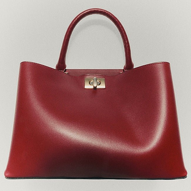 Bolso burdeos de H&M (34,95 euros)
