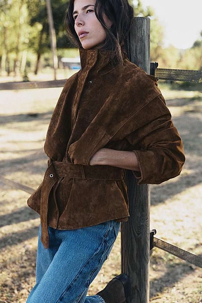 Chaqueta de ante de Zara (129 euros)