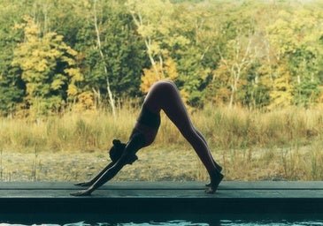 José Ballesta, experto en yoga: «Un perro hacia abajo bien ejecutado puede aliviar las tensiones»