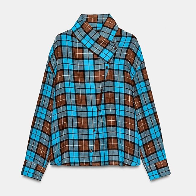 Camisa con estampado de cuadros de Zara (29,99 euros)