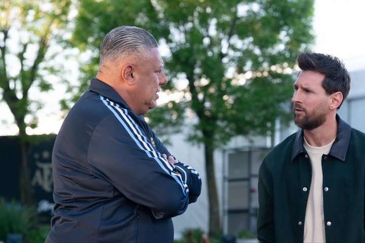 Messi con Tapia.