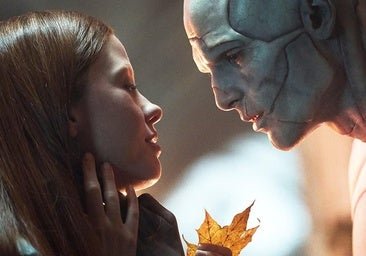 De Los Bridgerton a La chica de nieve: los libros que inspiraron algunas de las series más famosas de Netflix
